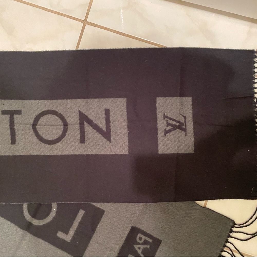 EUC Louis Vuitton Long Scarf Black And Grey Double Sided Reversible - Picture 5 of 11